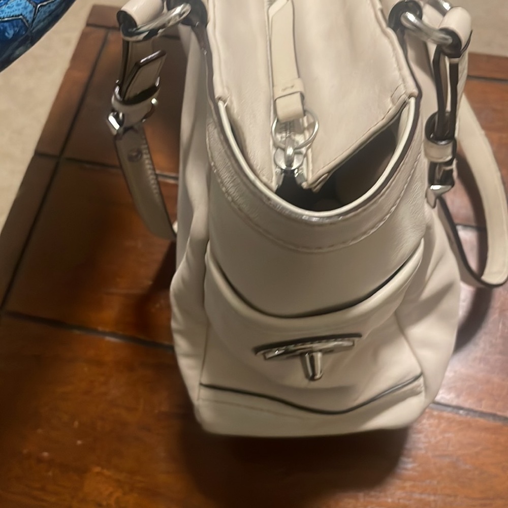 Coach Handbag - White / Leather - Picture 3 of 8